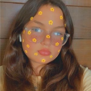 Meet your Posher, Arielle